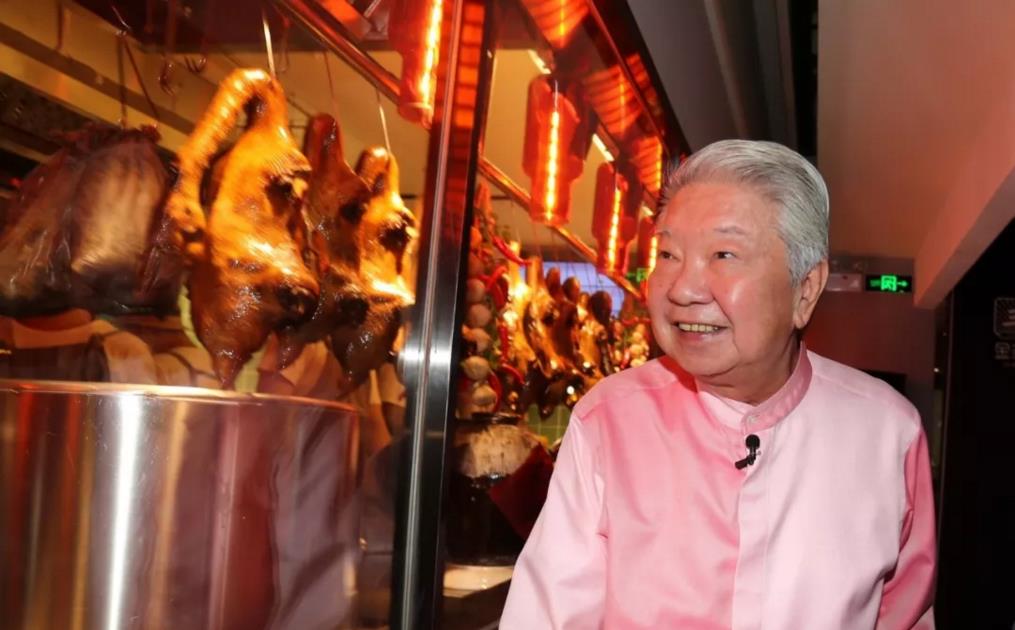恭喜大渔策划的餐饮品牌三千功喜获食神蔡澜先生到访点赞